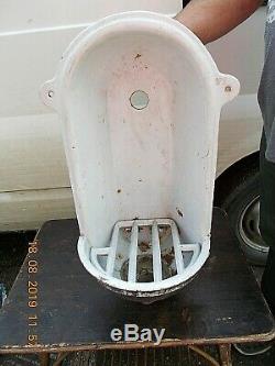 Antique Cast Iron Drinking Water Fountain With Grate / Font / French 26 X 12