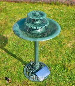 Bird Bath Solar Water Feature Garden Patio Fountain Ornament Green