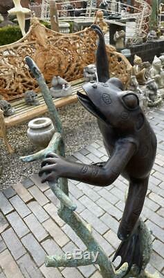 Bronze Fountain Water Garden Feature Two Frogs 106cm High