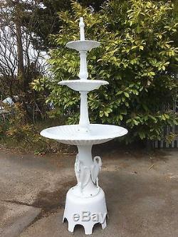 Cast Iron Fountain, Cast Iron 3 tier water feature, Centre water feature stolk