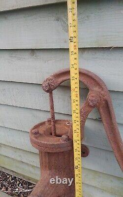 Cast iron water well cows tail pump garden feature ornament pond fountain