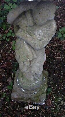 Classical Antiqued Lady Astor Garden Water Fountain In Reconstituted Stone