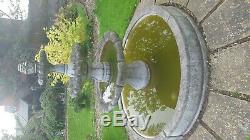Garden water fountain