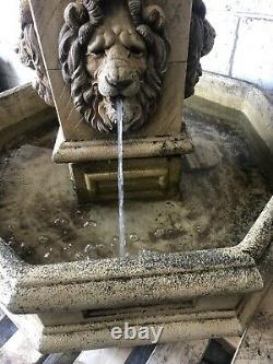 Large Lion Garden Water Fountain