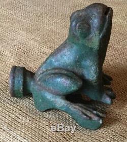 Old Vtg Cast Iron Metal Green Frog Hose Water Spout Garden Decor Fountain Spray