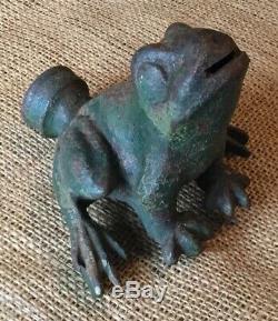 Old Vtg Cast Iron Metal Green Frog Hose Water Spout Garden Decor Fountain Spray