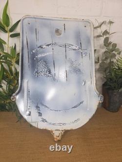 Ancienne Fontaine Murale en Émail Métallique Européenne Vintage Française pour Jardin avec Évier et Jardinière