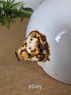 Ancienne Fontaine Murale en Émail Métallique Européenne Vintage Française pour Jardin avec Évier et Jardinière