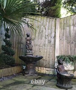 Belle Grande Fontaine D’eau Feature Garden Ornament Plus Bird Bath Rrp £ 550