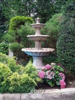 Fontaine à eau de Barcelone à 3 niveaux, élément d'eau en pierre, ornement de jardin à 3 niveaux