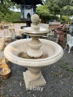 Fontaine d'eau à 2 niveaux extra large en pierre de composition pour jardin, lourde