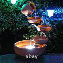 Fontaine de jardin à bols en terre cuite en cascade alimentée par énergie solaire avec éclairage