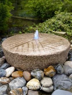Fontaine de jardin en granit rustique Old Millstone avec réservoir et LED