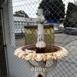 Fontaine en fonte victorien garçon à deux niveaux, élément d'eau de jardin de 170 cm de haut