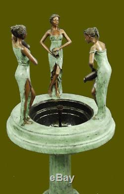 Grand Bronze Fontaine D'eau Statue Avec Vente Sexy Ladies Sculpture Garden