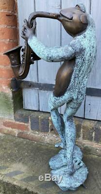 Grenouille Jouant Bronze Fontaine D'eau Jardin Caractéristiques Sculpture Saxophone