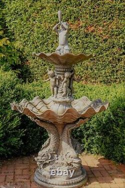 Très Grand Bronze Deux Niveaux Fontaine D'eau. Cherubs, Poissons Pan & Koi. Très Rare